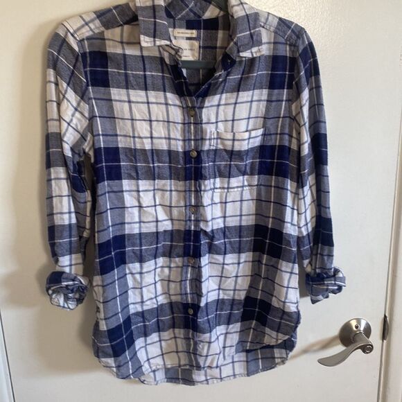 American Eagle boyfriend fit- softest-blue and white flannel size XS - Picture 3 of 12